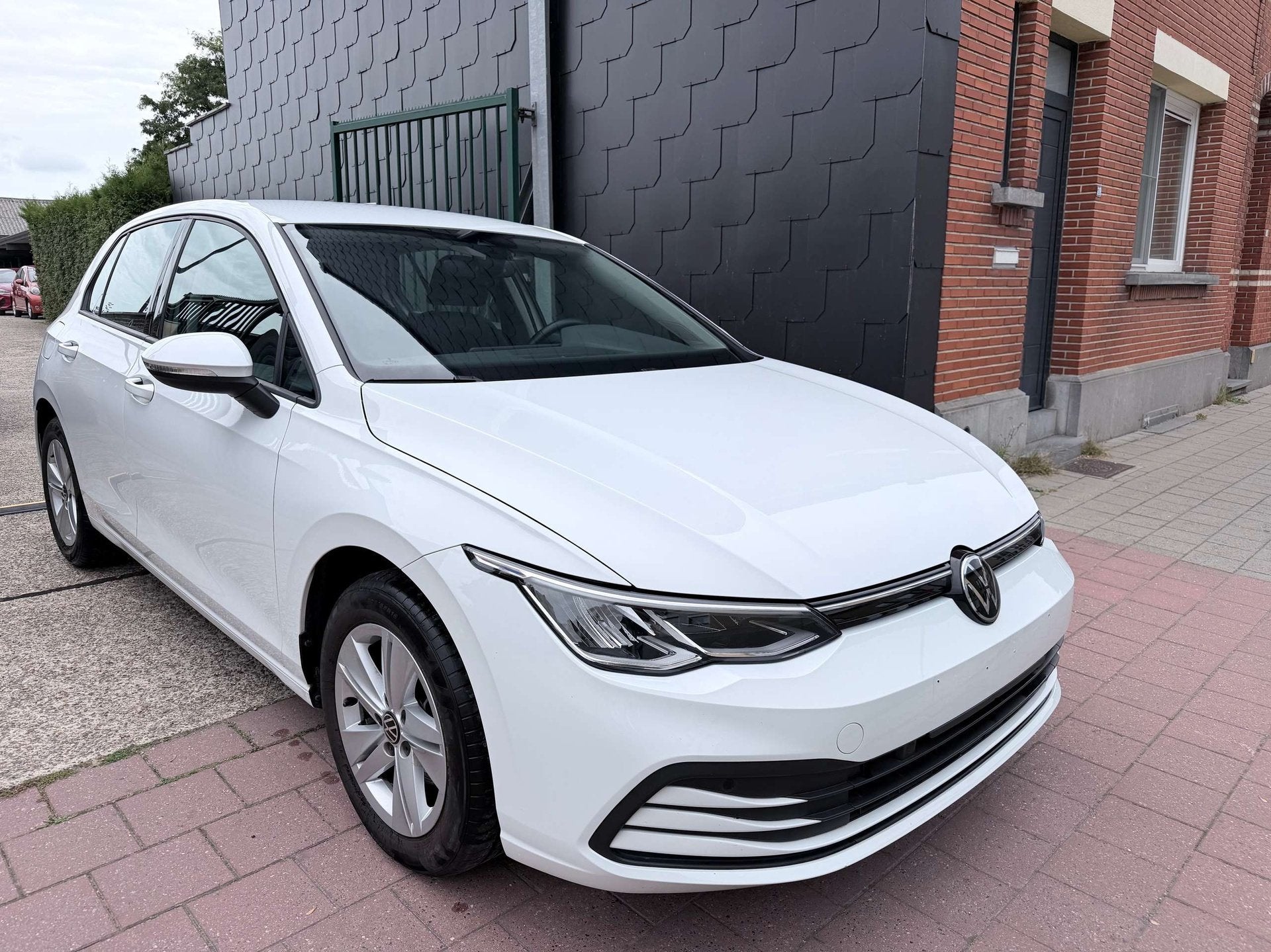 Volkswagen Golf 1.0 eTSI EDITION BUSINESS AUTOMAAT | Apple C, Automaat, Dealer onderhouden, Stof, Gebruikt