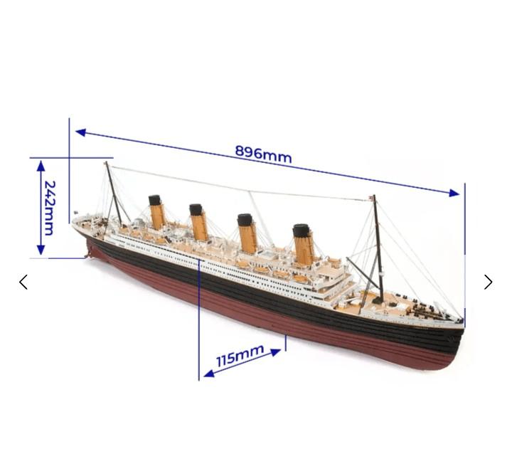 Nieuw okerkleurig houten model van het schip de Titanic,, Hobby en Vrije tijd, Ophalen of Verzenden, Nieuw, 1:200 of kleiner, Overige merken