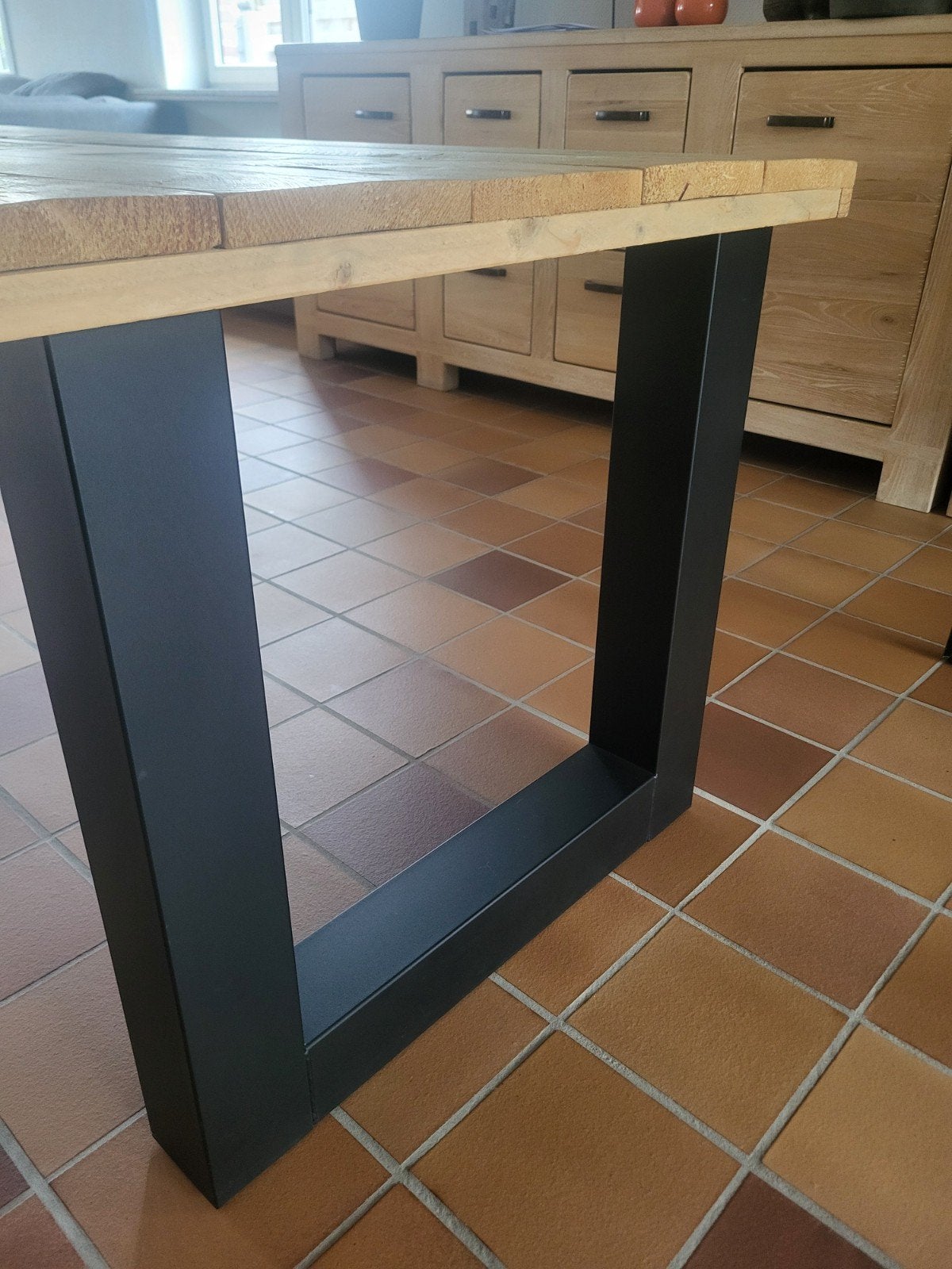 landelijke tafel, Ophalen, Zo goed als nieuw, Vijf personen of meer, Grenenhout