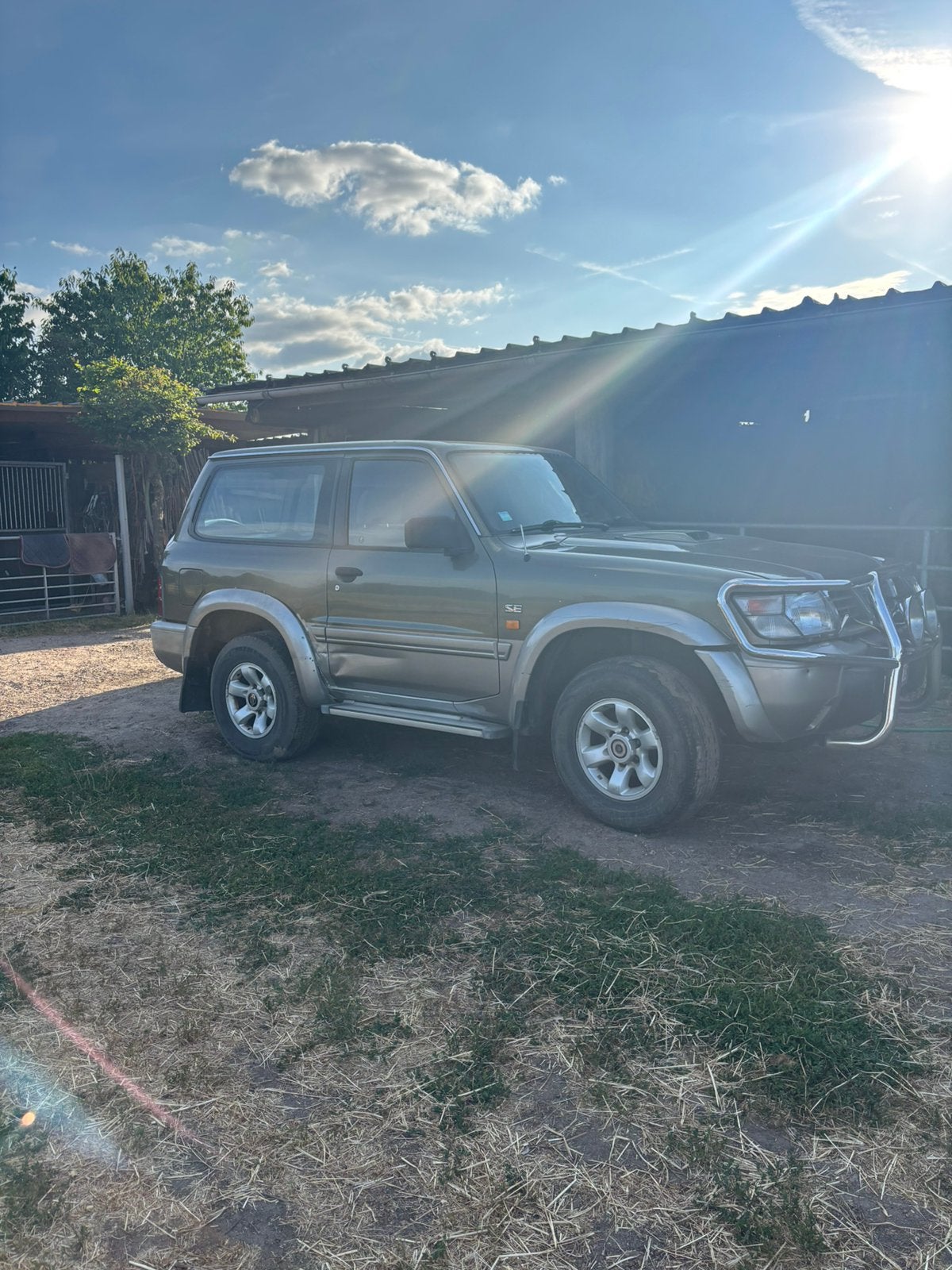 Nissan lichte vracht 2.5 Diesel – Project/Export /Onderdelen, Diesel, Particulier, Te koop, Nissan
