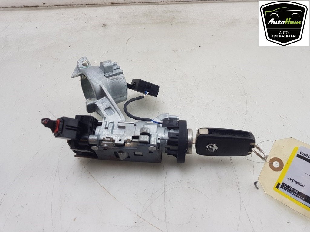 CONTACTSLOT + SLEUTEL Opel Zafira Tourer (P12), Auto-onderdelen, Gebruikt, Opel, Opel Automobile GmbH, Kontakt-opel@opel.com