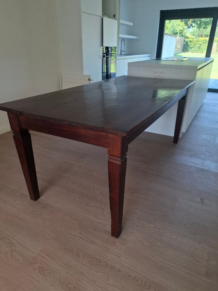 Massief houten tafel, Ophalen