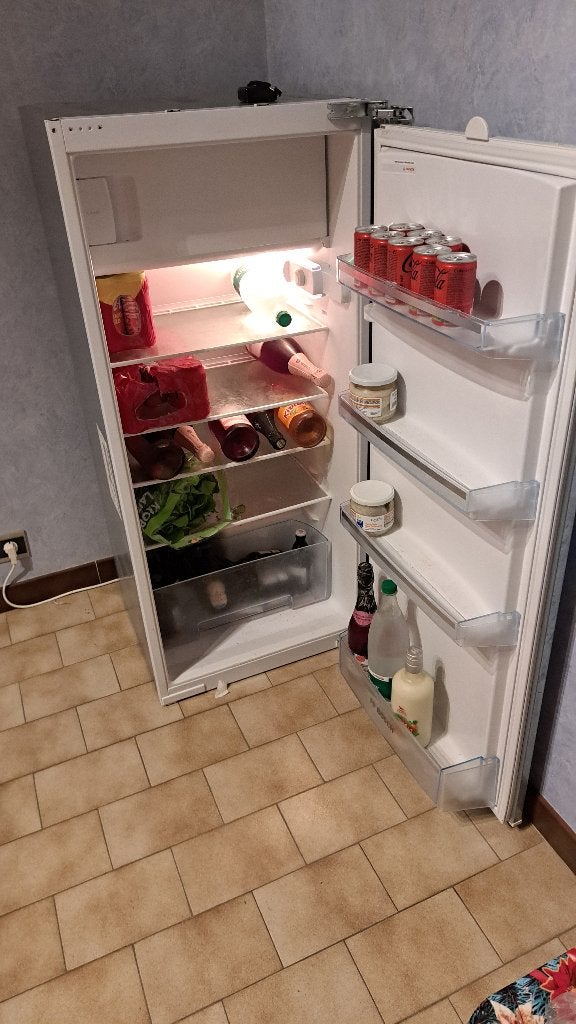 Frigo 120 litres a encastrer Bosch, 120 à 140 cm, Avec compartiment congélateur, Enlèvement, Utilisé
