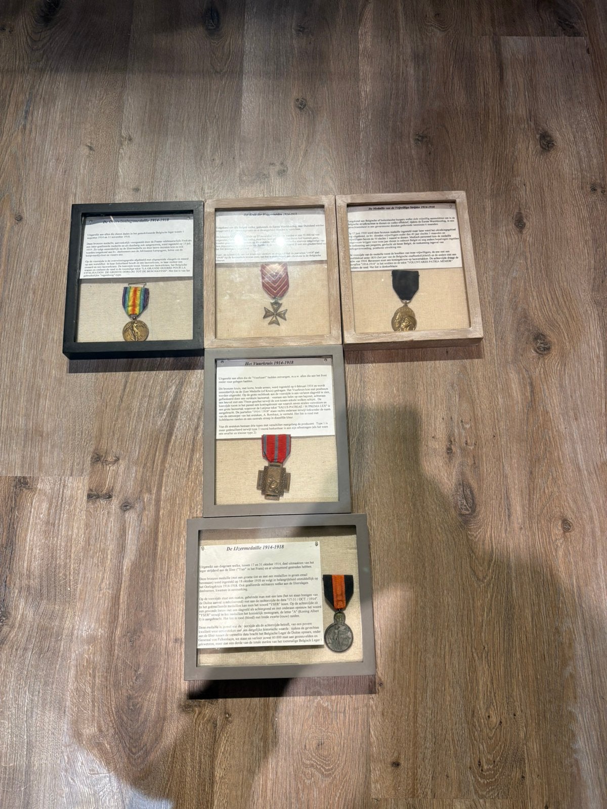 Set ingekaderde medailles 14-18, Verzamelen, Ophalen of Verzenden