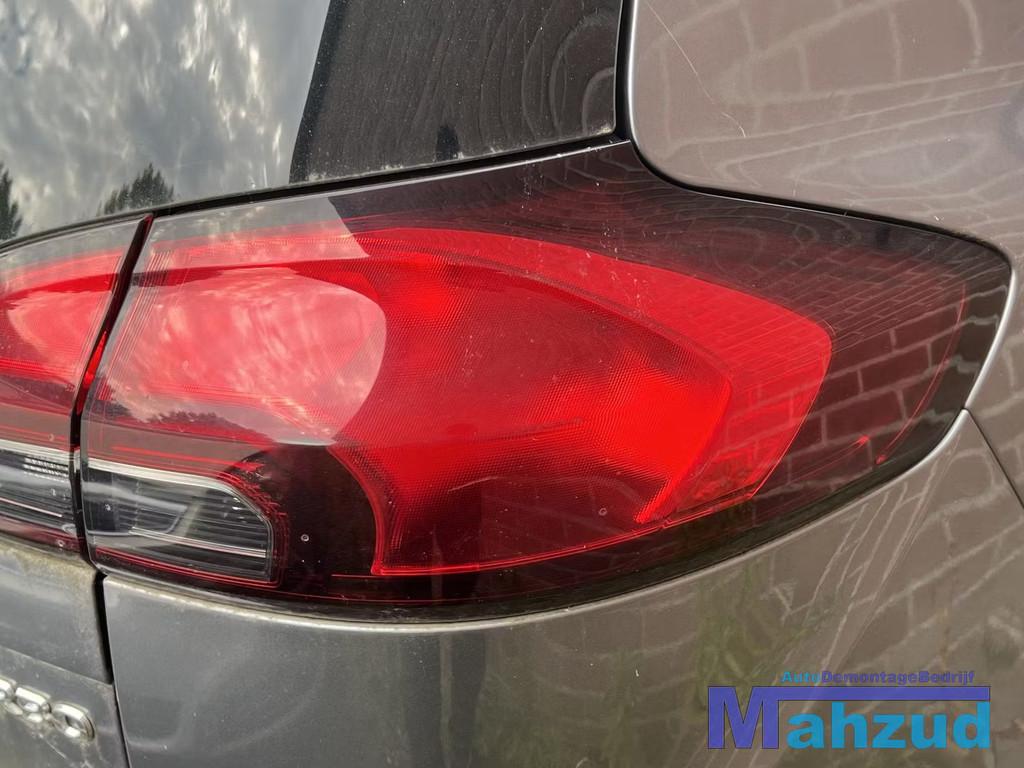 OPEL ZAFIRA C Rechts buiten achterlicht 2012-2017, Autos : Pièces & Accessoires, Éclairage, Opel Automobile GmbH, Opel, Bahnhofsplatz 1
65423  Russelsheim am Main, DE