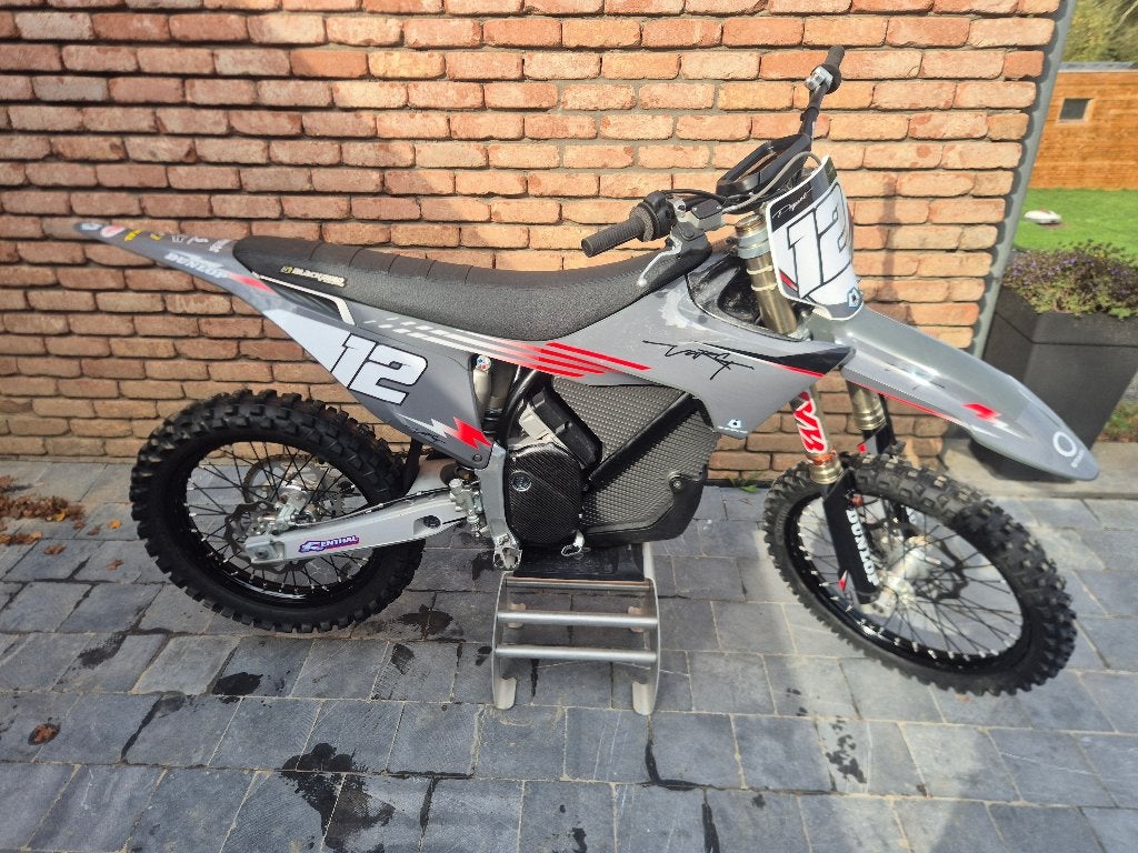 Stark varg, Motos, Particulier