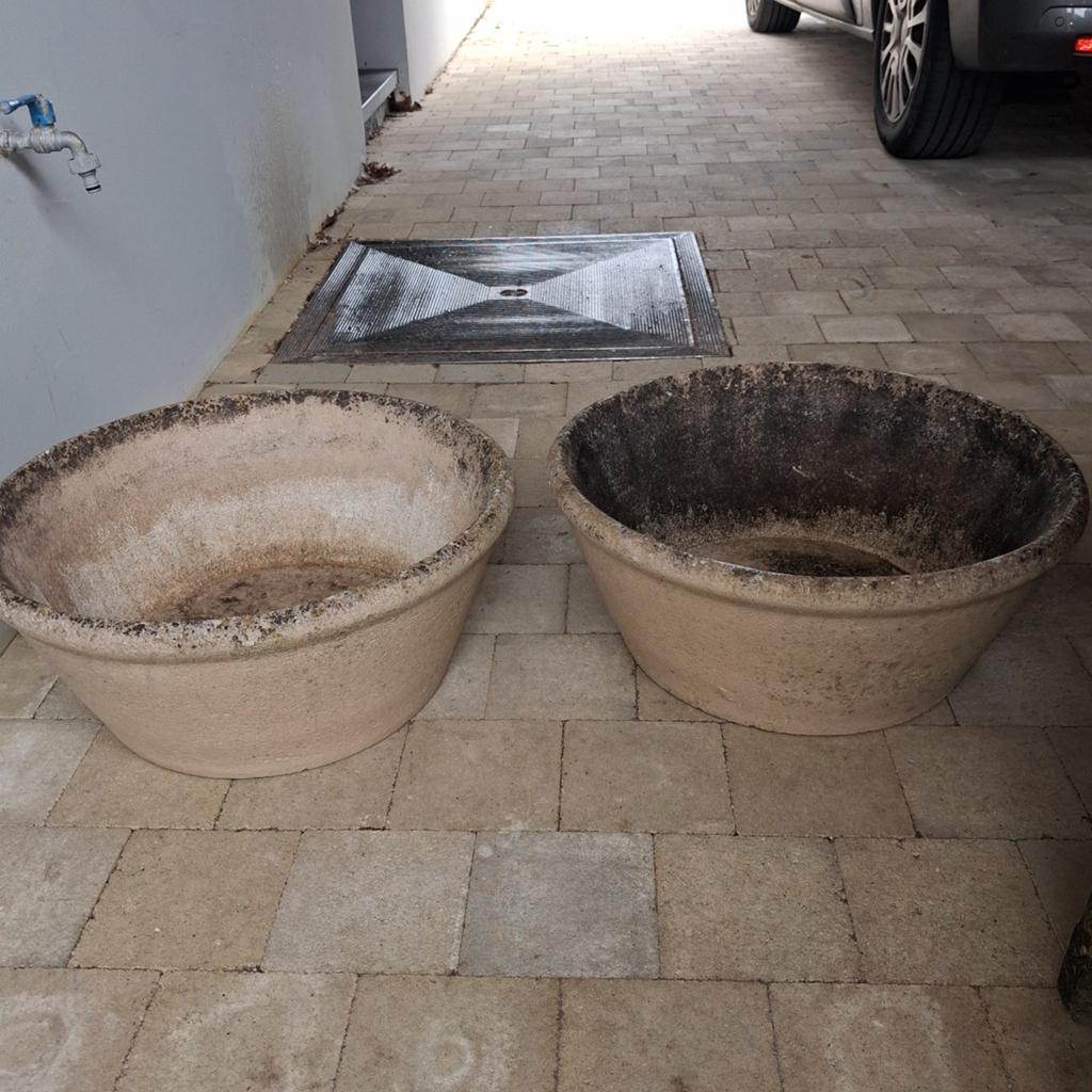 2 jardinières anciennes en pierre, Enlèvement