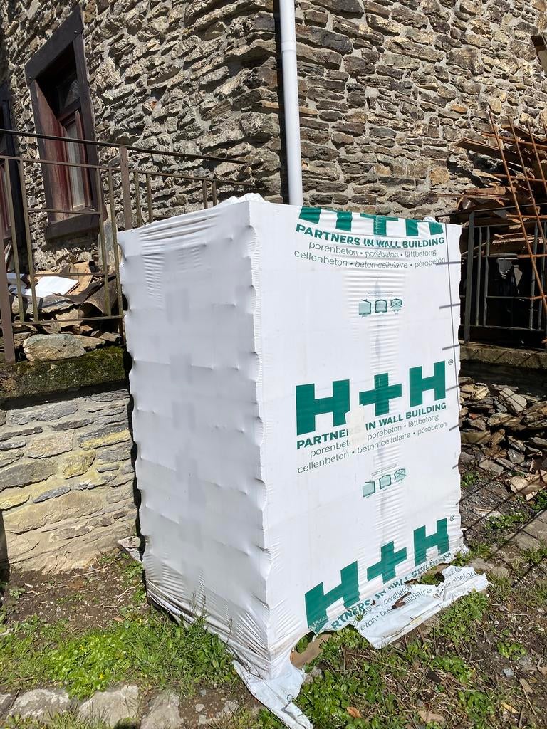 H+H cellenbeton blokken 200x200x600, Doe-het-zelf en Bouw, Metselstenen, Ophalen, Zo goed als nieuw