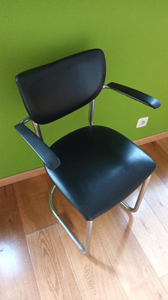 stoel, Huis en Inrichting, Stoelen, Ophalen, Gebruikt, Zwart, Overige materialen