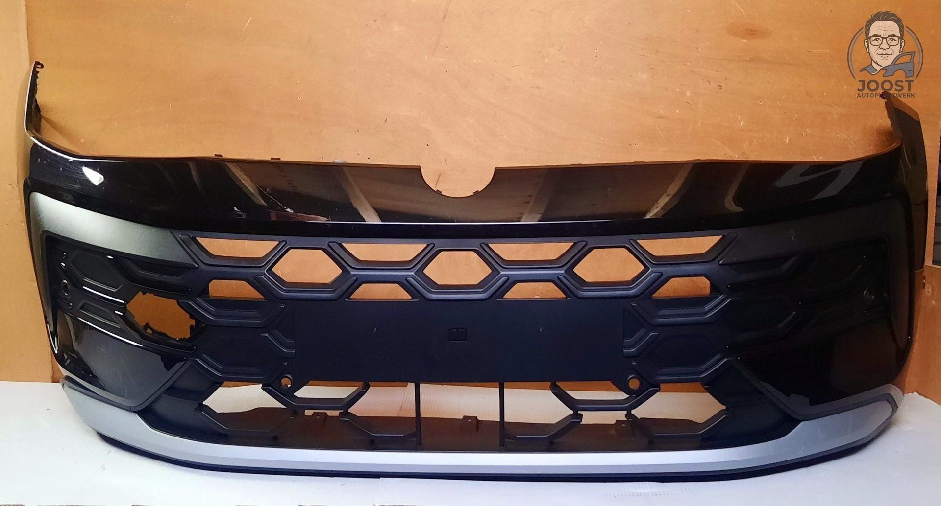 Voorbumper orgin VW T-Roc II R-Line v.a 2025 6xPDC 2GV807221, Origine de la pièce connue, Utilisé, -Volkswagen AG, Avant