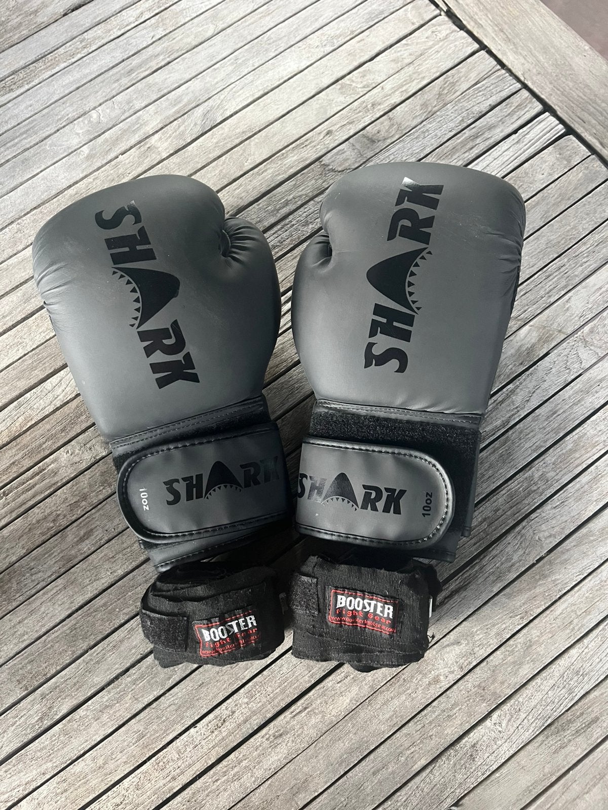 Bokshandschoenen shark + windels., Sport en Fitness, Boksen, Ophalen, Zo goed als nieuw, Bokshandschoenen
