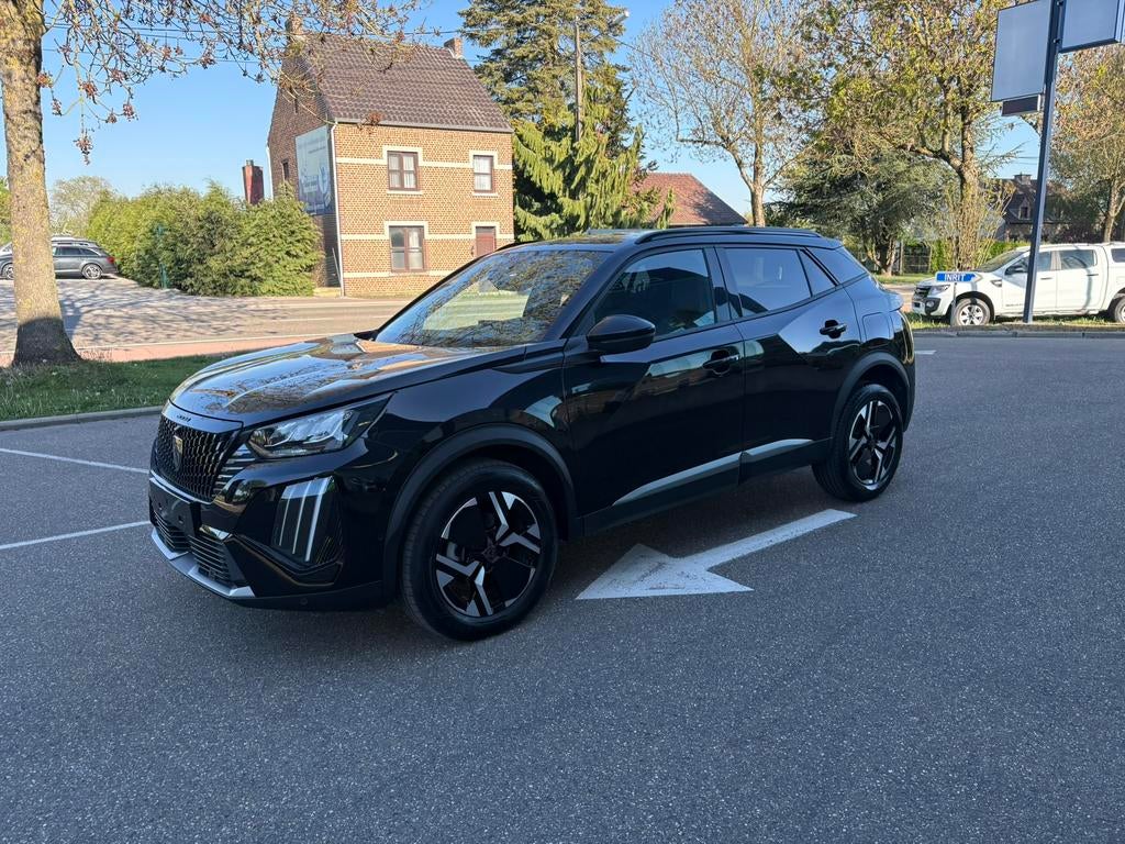 Peugeot 2008 ALURE bj 25 full option met garantie, Voorwielaandrijving, Euro 6, 1199 cc, Leder en Stof
