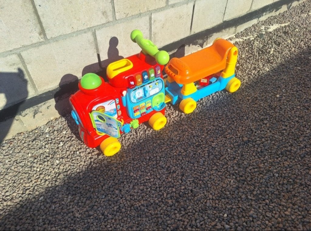 V-tech trein., Kinderen en Baby's, Ophalen, Gebruikt, 2 tot 4 jaar