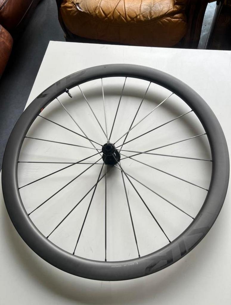 Carbon, Fietsen en Brommers, Fietsonderdelen, Ophalen of Verzenden, Zo goed als nieuw