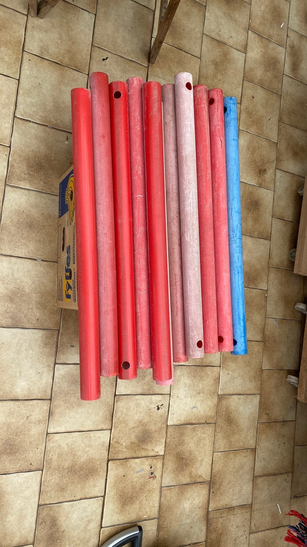 Quadro lange buizen 75 cm 12 stuks verschenen door zon sterk, Ophalen, Gebruikt