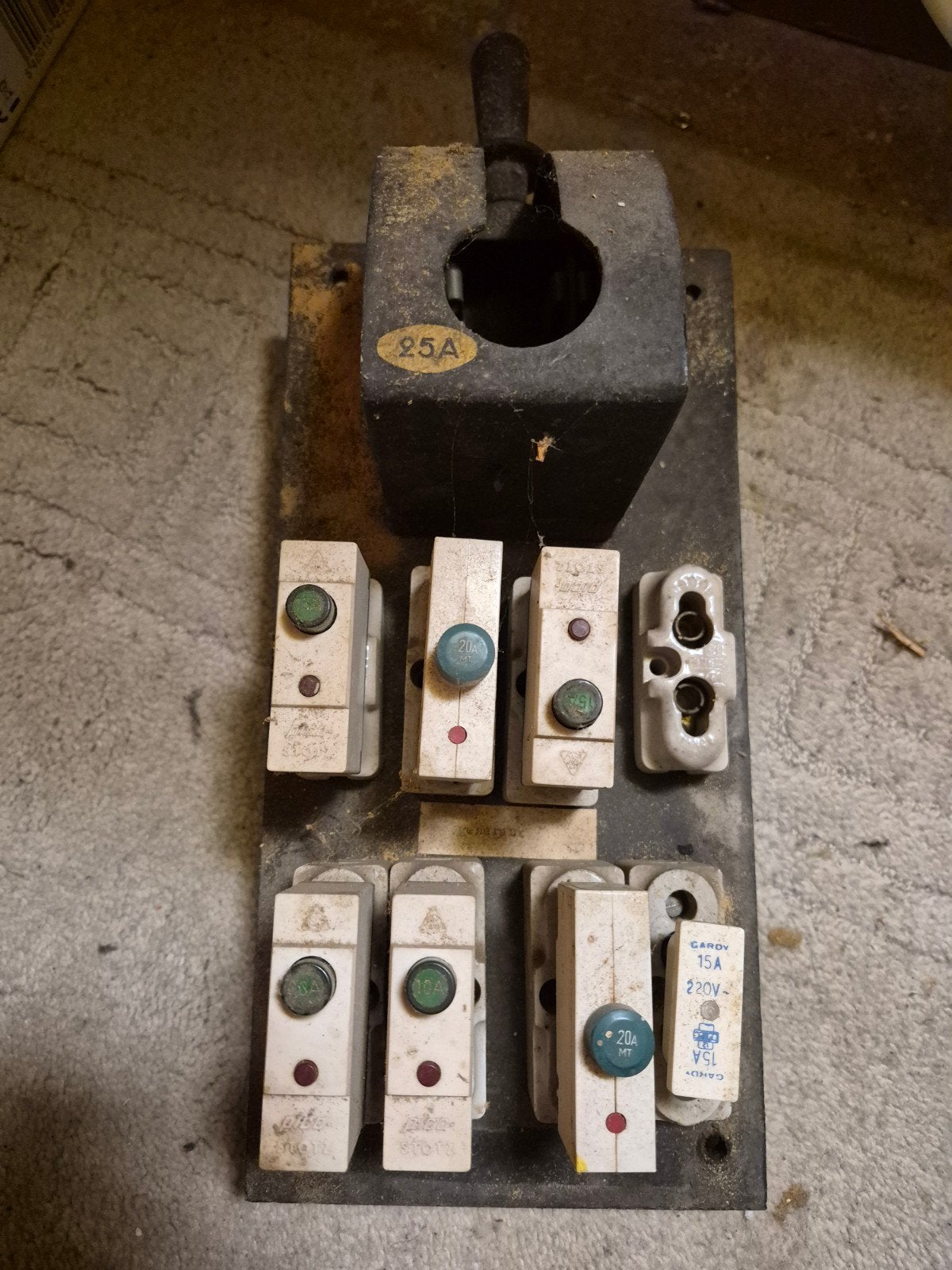 Vieux panneaux electrique, Bricolage & Construction, Enlèvement