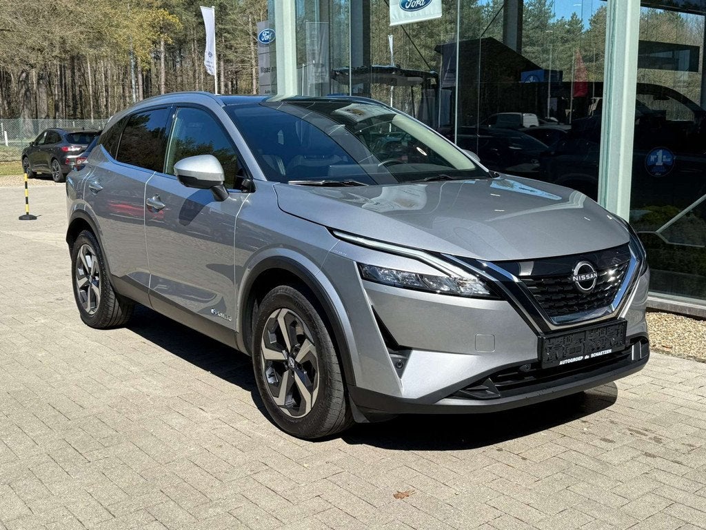 Nissan QASHQAI E-power (bj 2024, automaat), Auto's, Nissan, Automaat, Stof, Gebruikt, Zwart