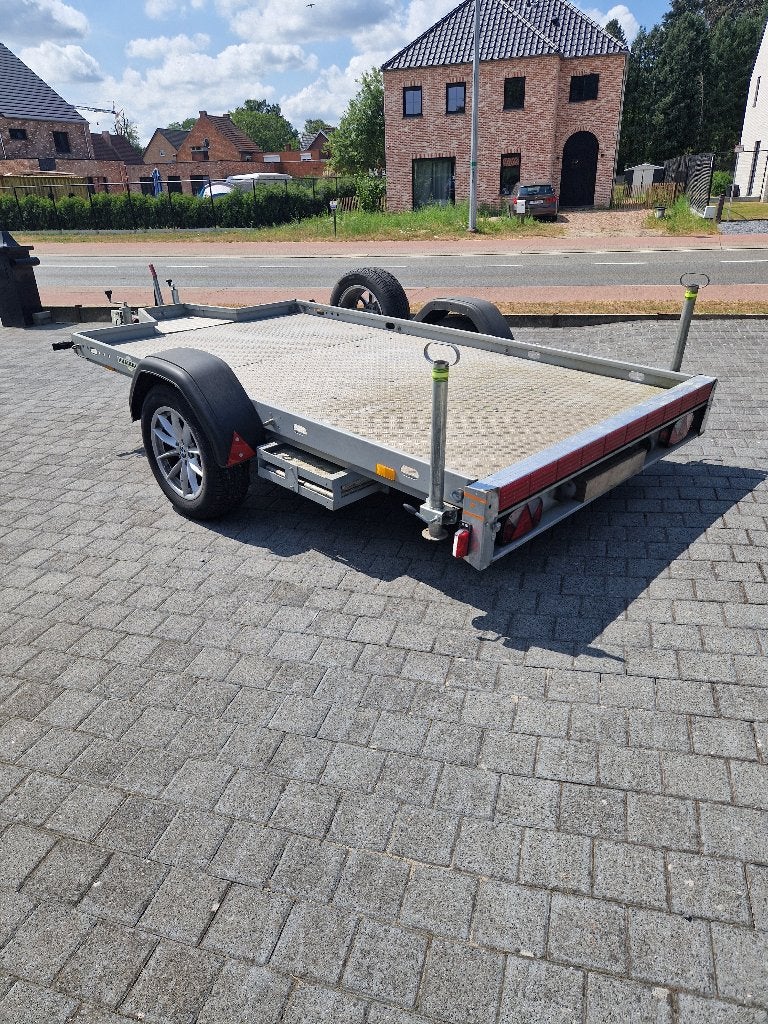 aanhangwagen, Ophalen, Zo goed als nieuw