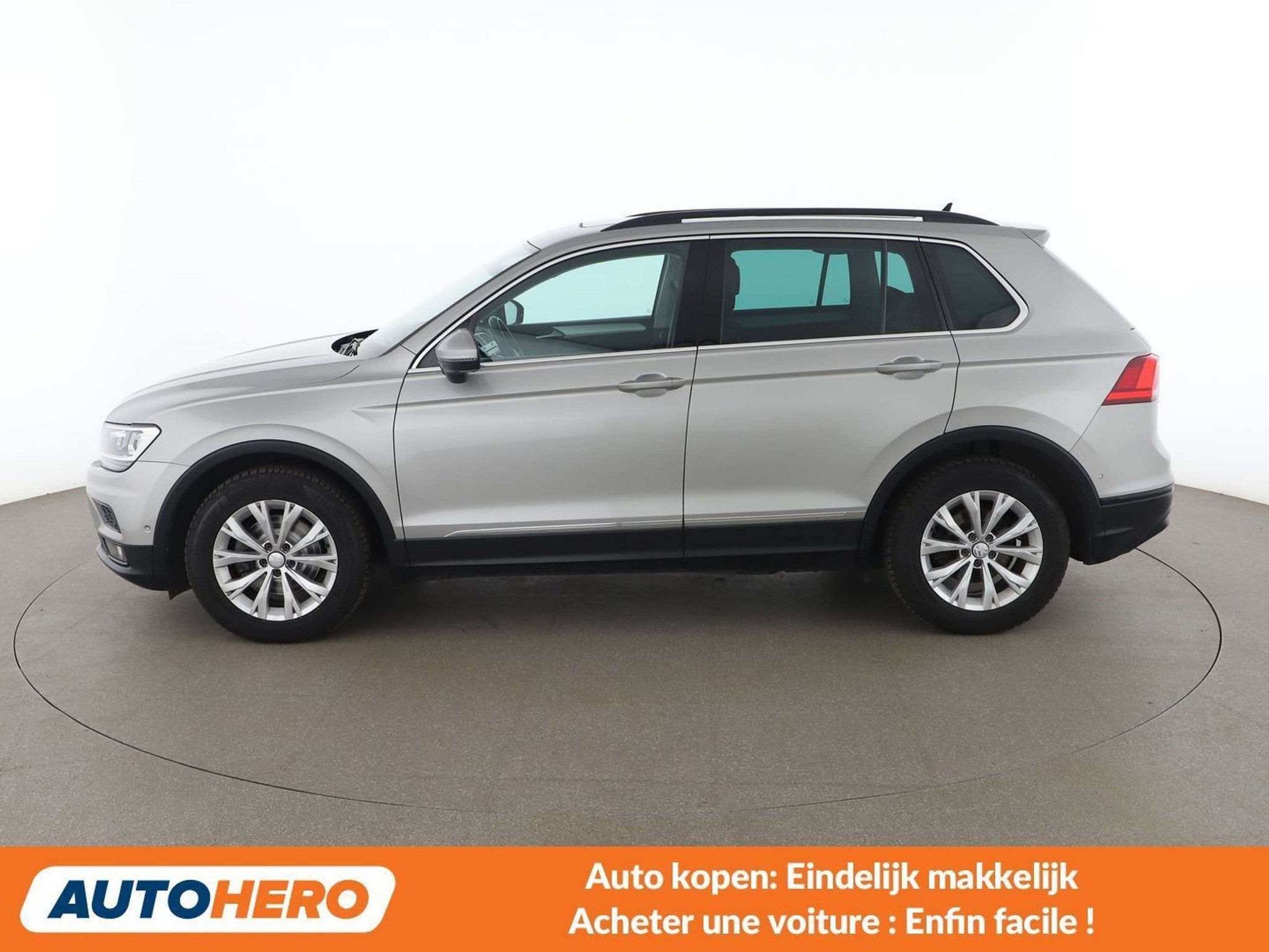 Volkswagen Tiguan 1.5 TSI ACT Comfortline BlueMotion Tech, Auto's, Leder, 5 zetels, 5 deurs, SUV of Terreinwagen