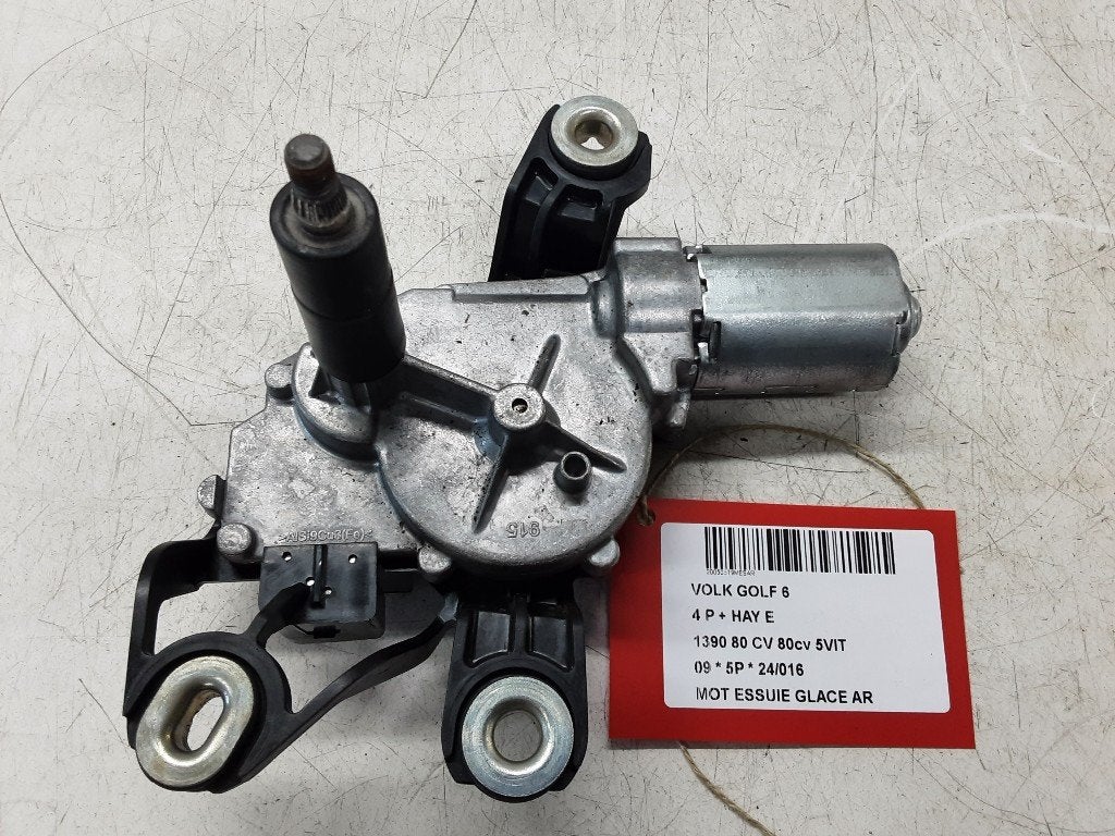 MOTEUR ESSUIE-GLACE ARRIÈRE Golf VI (5K1) (5K6955711B), Volkswagen, Mevr. I. Hauben, Utilisé, Rue de l'Espoir 34 34
4030  GRIVEGNÉE, BE