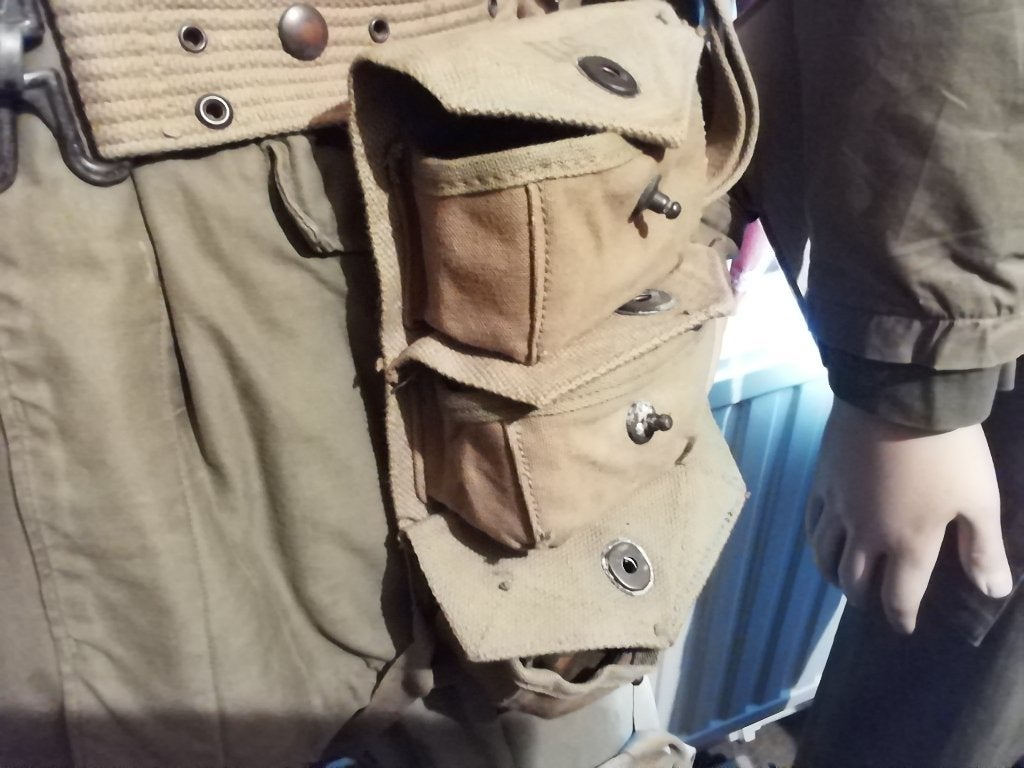 porte grenade us 1943 ww2, Enlèvement ou Envoi, Armée de terre, Vêtements ou Chaussures