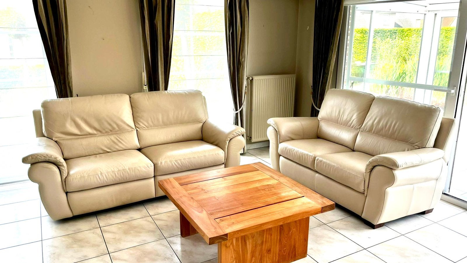 Salon chateau d’ax, Huis en Inrichting, Ophalen, Zo goed als nieuw