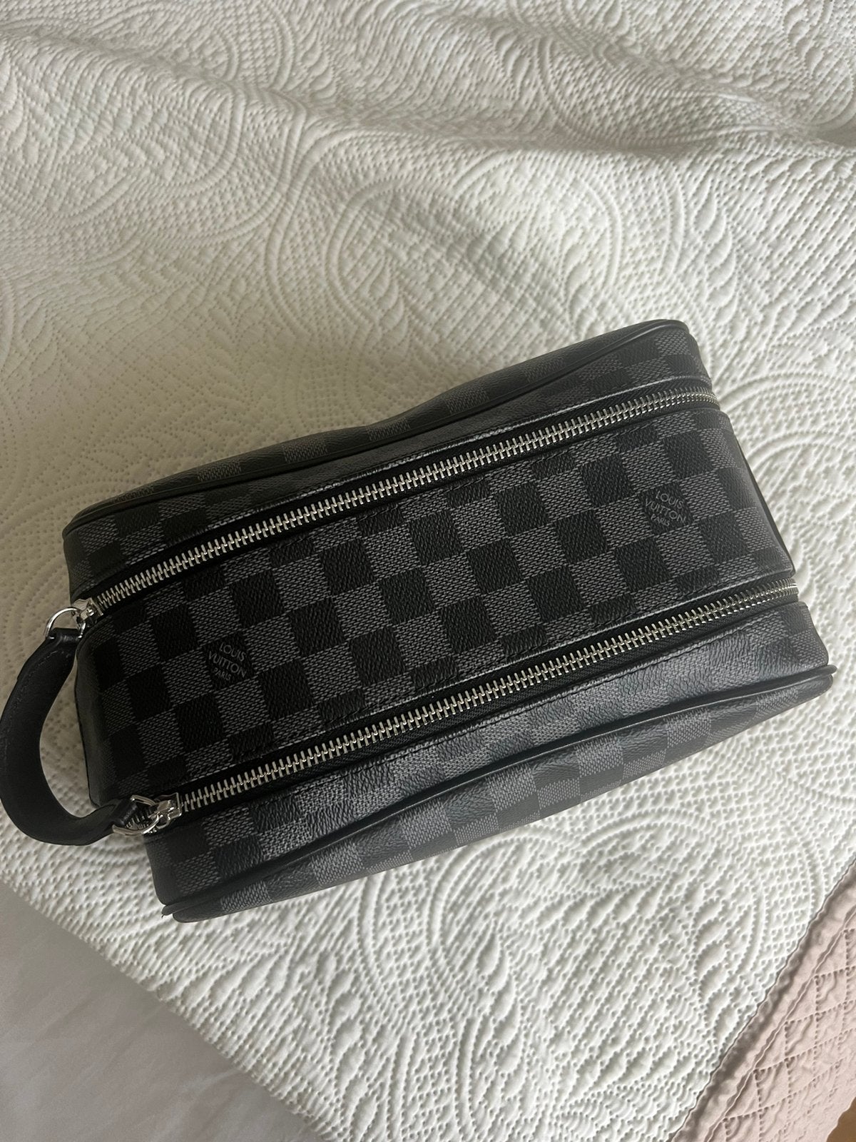 Trousse louis Vuitton, Enlèvement ou Envoi, Neuf, Noir