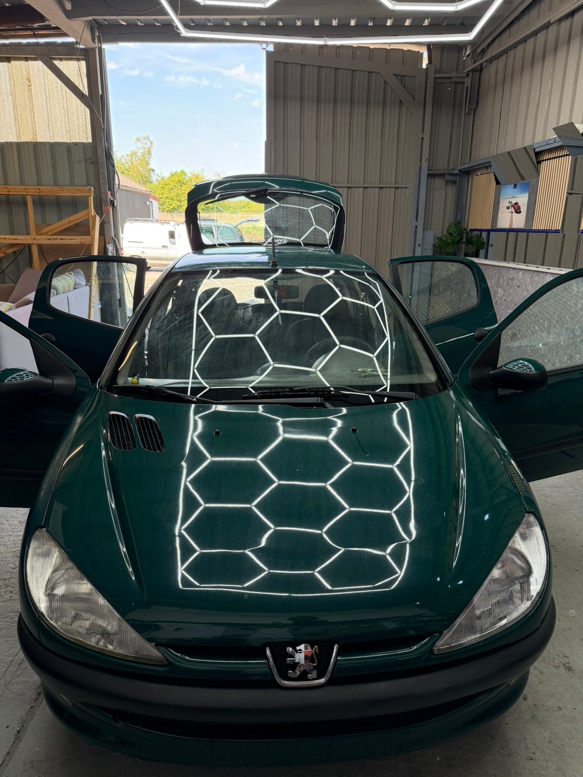 Peugeot 206 1.6 Essence 1999–Bon état–Clim–Prête à rouler, Auto's, 170 g/km, 4 cilinders, Leder en Stof, 66 kW