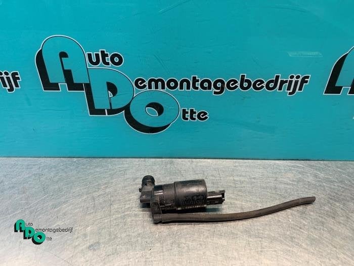 Pompe lave-glace avant d'un Toyota Aygo (Aygo 08-), -, 3 mois de garantie, Toyota, Utilisé