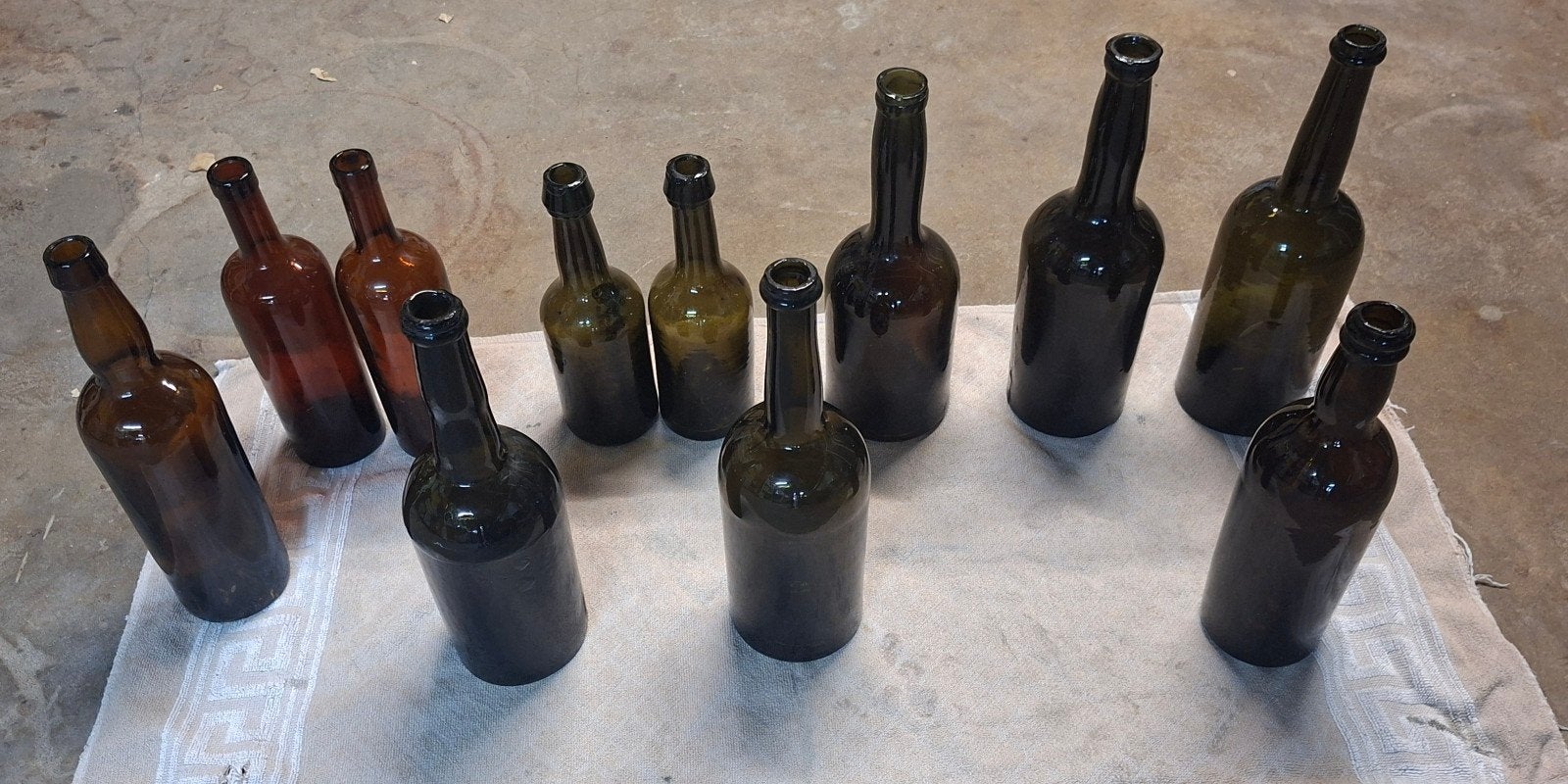 Partij antieke/vintage glazen flessen, Antiek en Kunst, Ophalen of Verzenden
