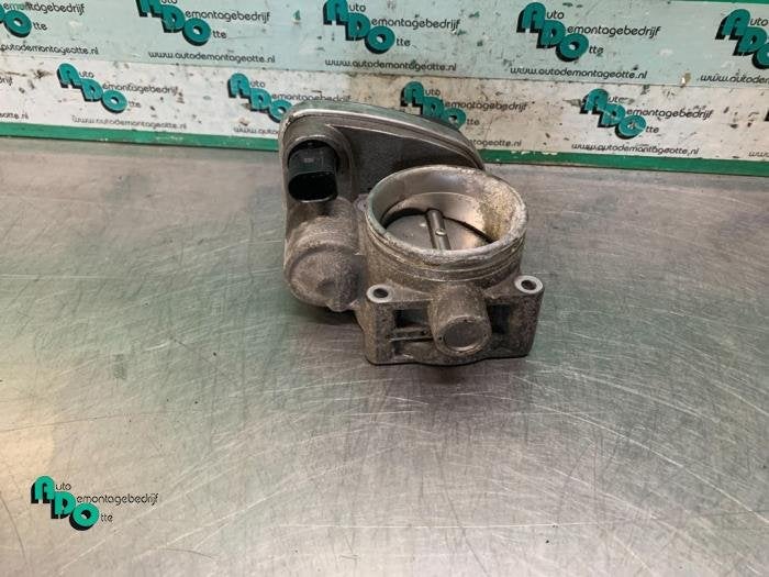 Boîtier accélérateur d'un BMW 3-Serie, -, 3 mois de garantie, Utilisé, -