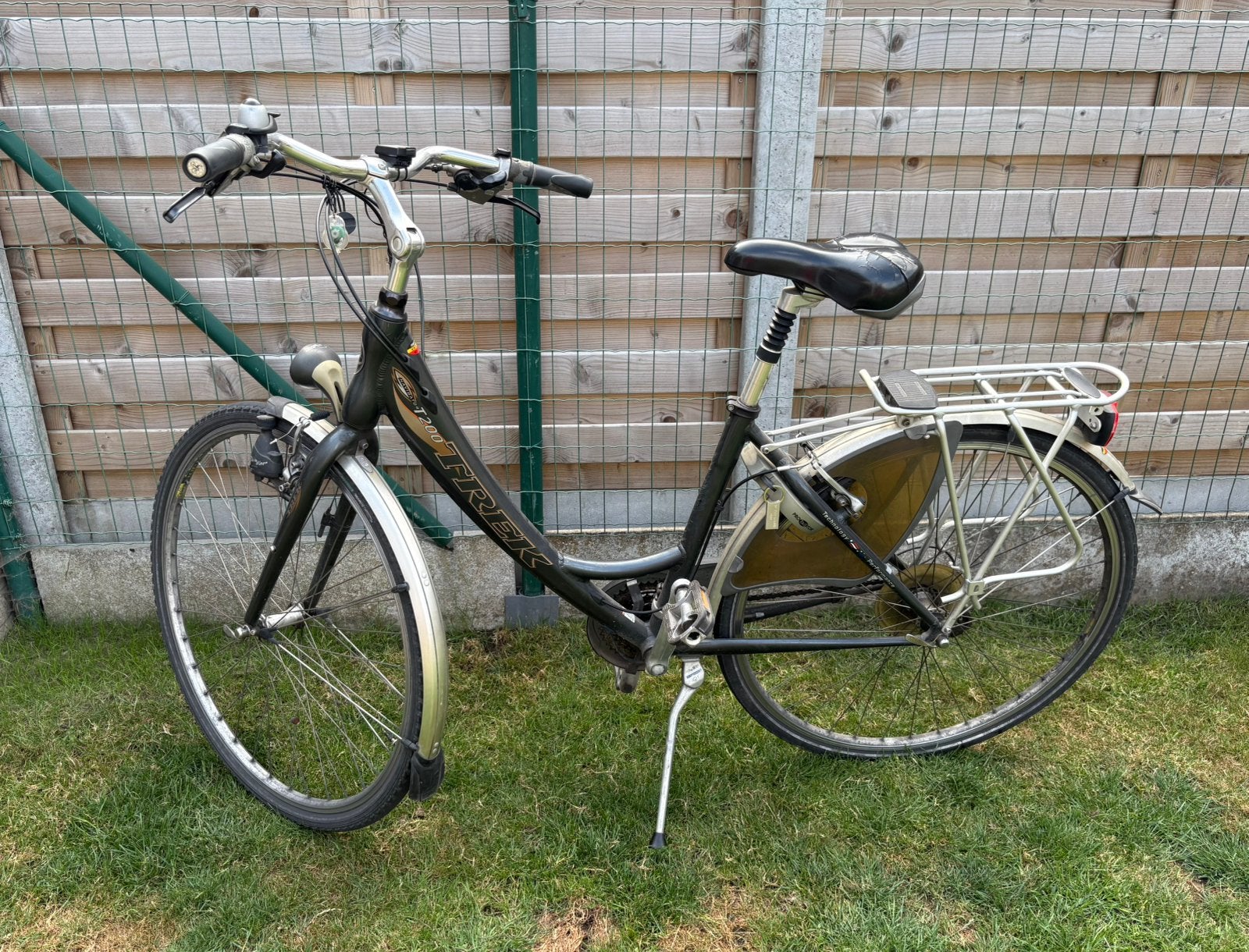 Te Koop :  Damesfiets merk Trek, Fietsen en Brommers, Ophalen, Zo goed als nieuw, Versnellingen