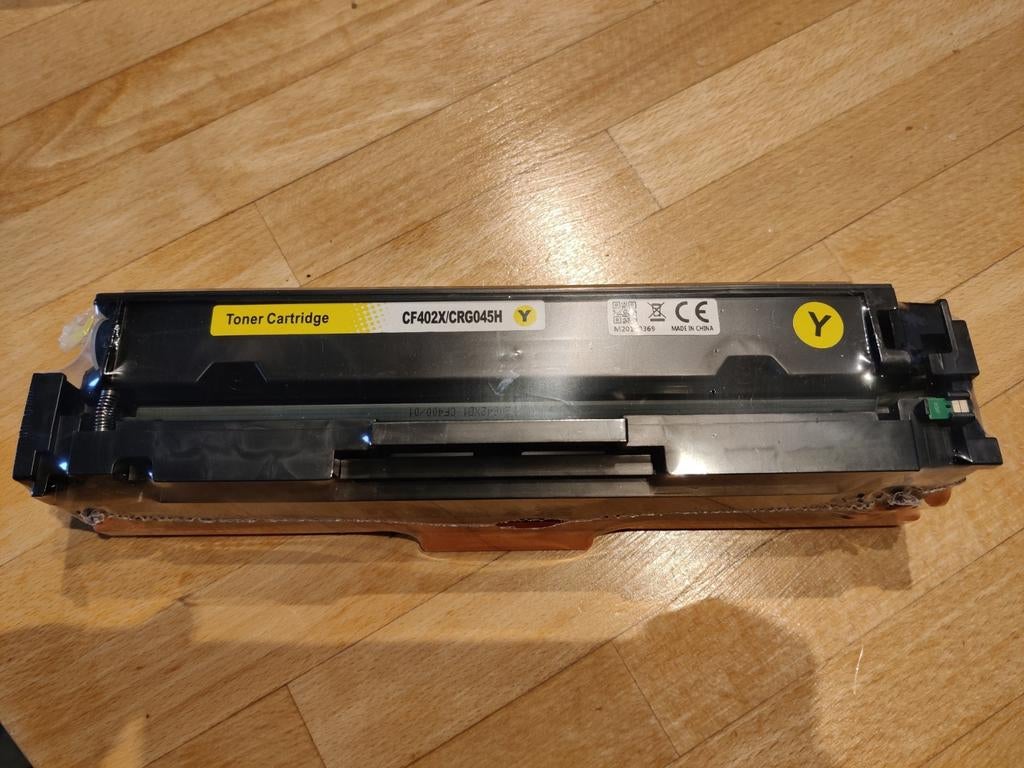 Toner Cartridge CF402X/CRG045H Yellow neuve, Enlèvement ou Envoi, Neuf, Cartridge