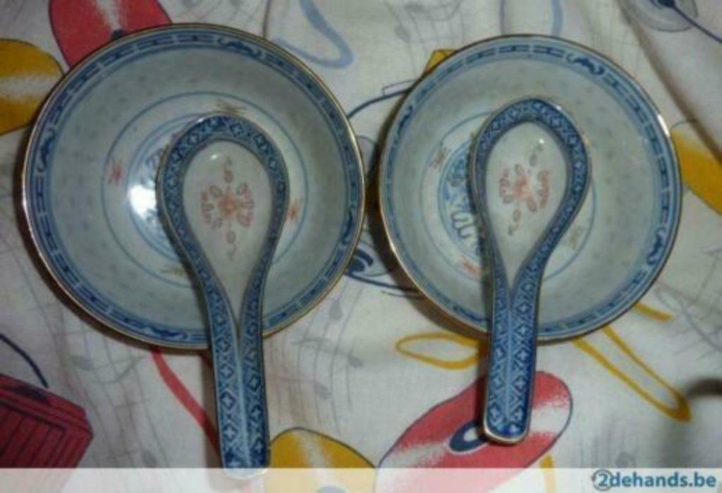 Chinese bordjes   bijhorende lepels, Huis en Inrichting, Ophalen, Gebruikt, Overige typen
