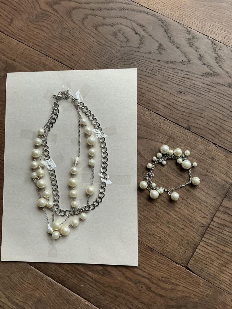 Meerlagige parelketting met armband, Ophalen of Verzenden, Nieuw