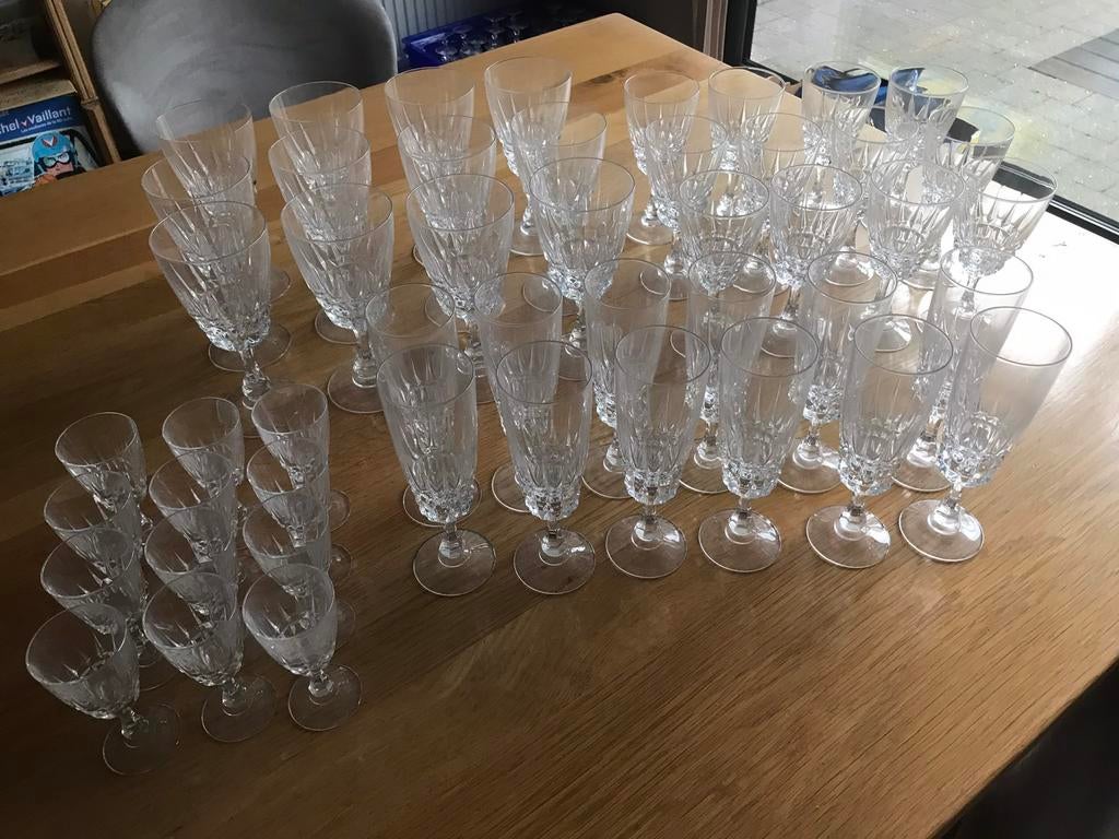 Kristallen glasservies 48-delig, Ophalen, Zo goed als nieuw