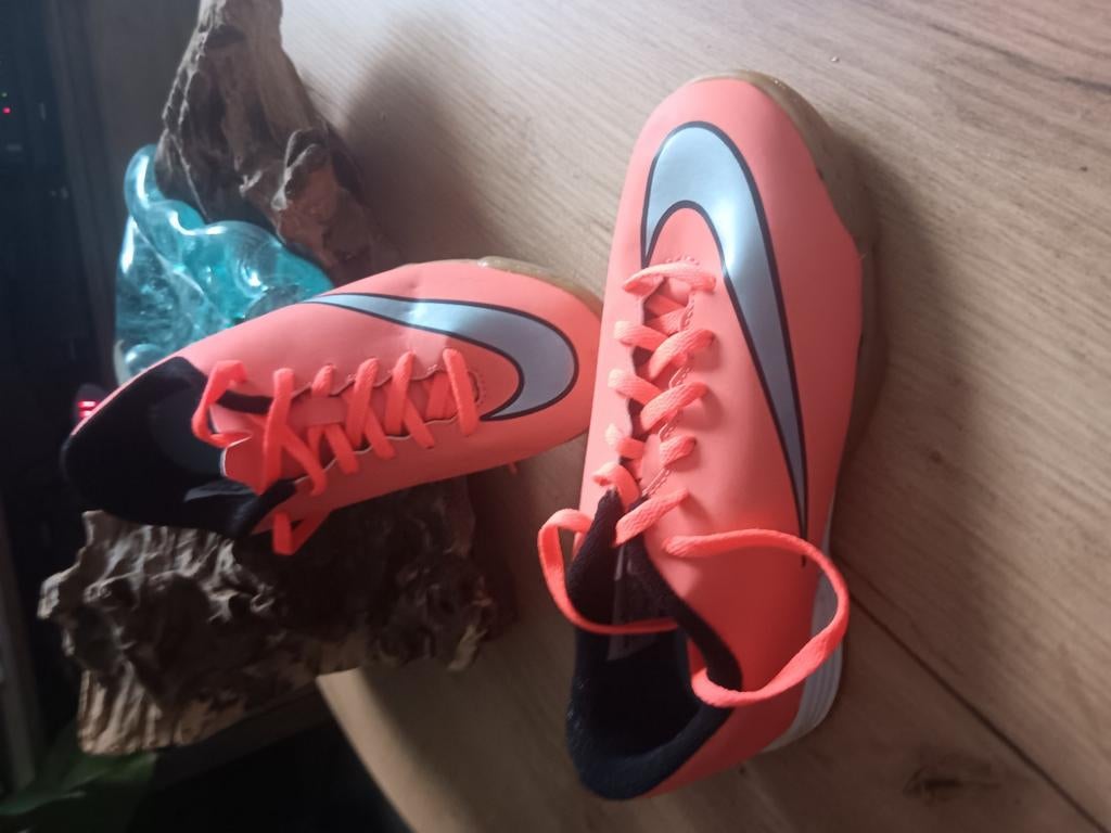 basket nike, Envoi, Comme neuf