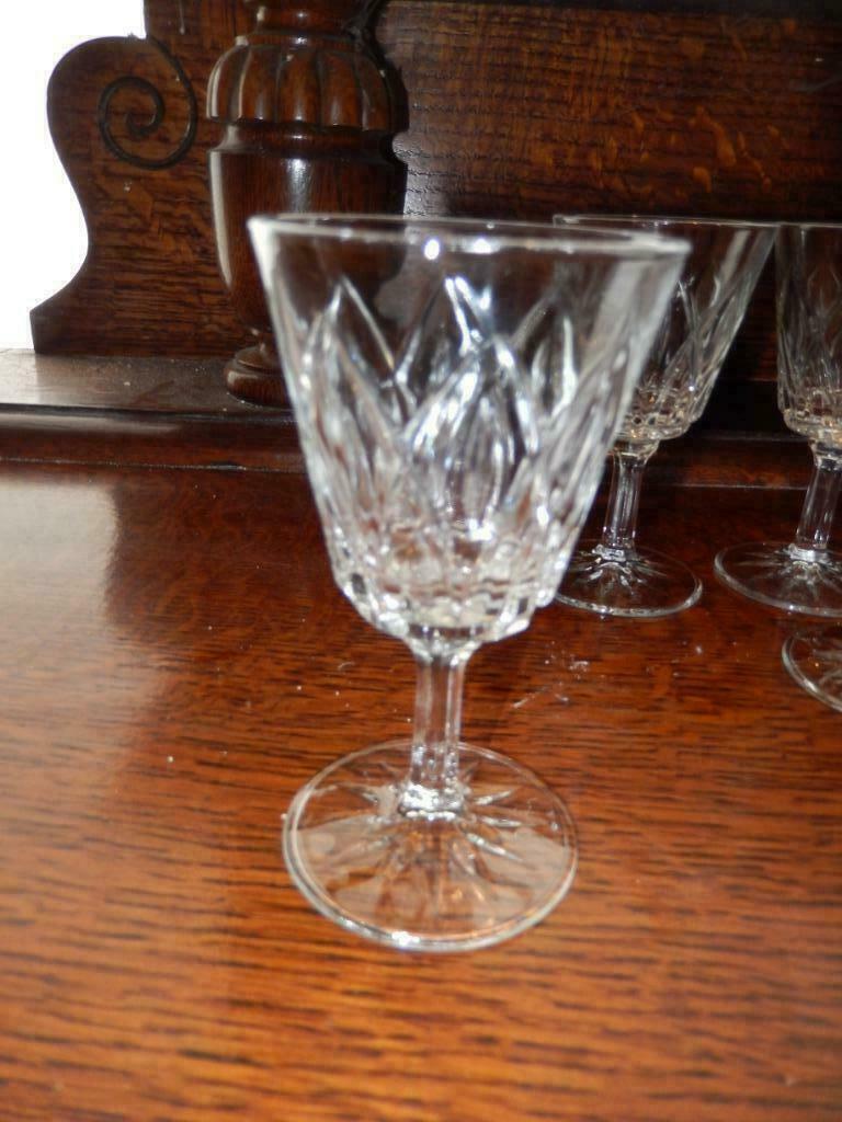8 kleine wijnglazen, Antiek en Kunst, Ophalen of Verzenden