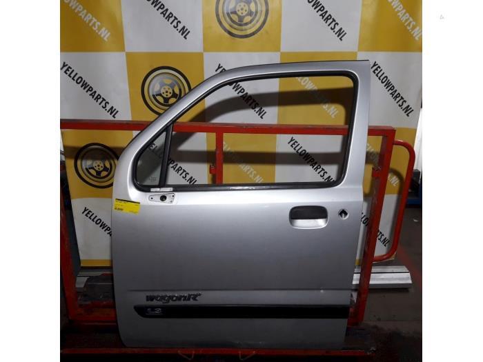 Portier 4Deurs links-voor van een Suzuki Wagon R+ (Z2S), Gebruikt, -, Deur, -