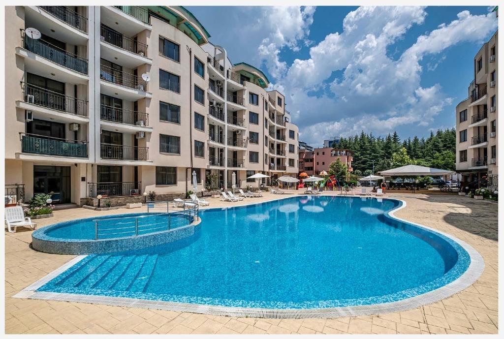 Appartement de 2 chambres et 2 salles de bains à Avalon, Bulgaria, Ville, 113 m², Appartement