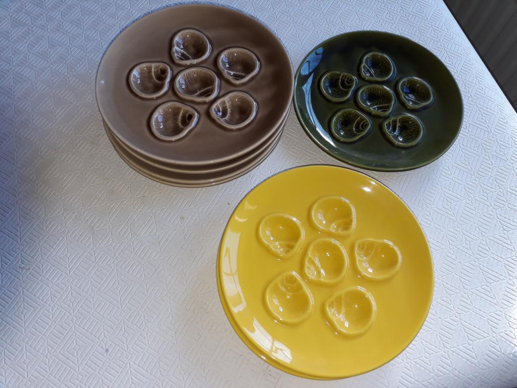 Assiettes à escargots, Enlèvement, Comme neuf, Céramique, Uni