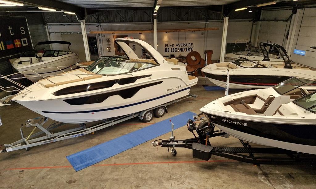 BAYLINER EXPERIENCE CENTER - ontdek alle modellen, Sports nautiques & Bateaux, Speedboat, Comme neuf, Enlèvement ou Envoi