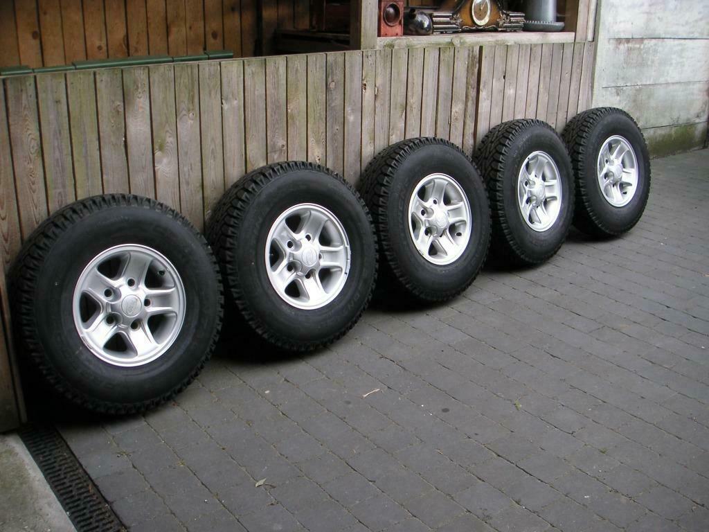 LAND ROVER Defender - Jantes BOOST Original avec pneus NEUF, Neuf, Pneus et Jantes, 4 Saisons, 16 pouces