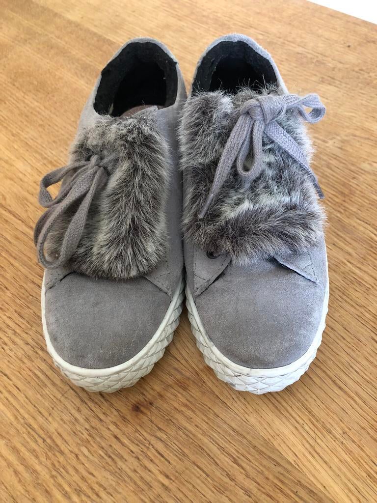 Grijze sneakers maat 36, Kleding | Dames, Ophalen of Verzenden, Zo goed als nieuw, Sneakers, Grijs