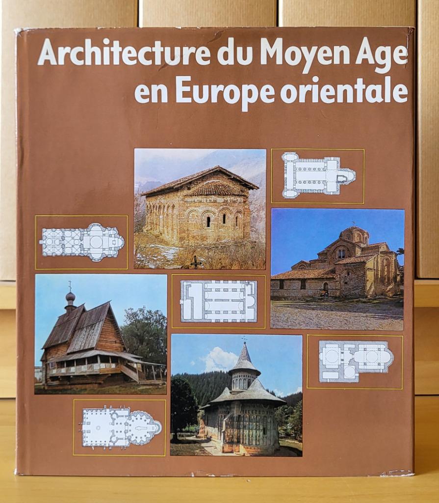 Architecture du Moyen Age en Europe orientale (H. Nickel), Enlèvement ou Envoi, Utilisé, Style ou Courant