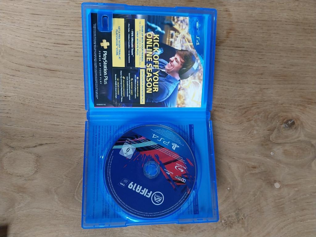 Ps4 fifa 19, Enlèvement ou Envoi, Comme neuf, Sport, À partir de 3 ans