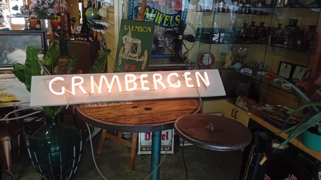 Néon Grimbergen, Enlèvement