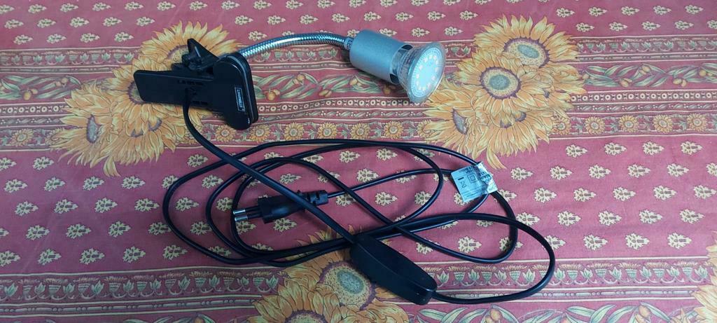 LEDLAMP MET KLEM EN FLEXIBELE ZWANEHALS, Ophalen