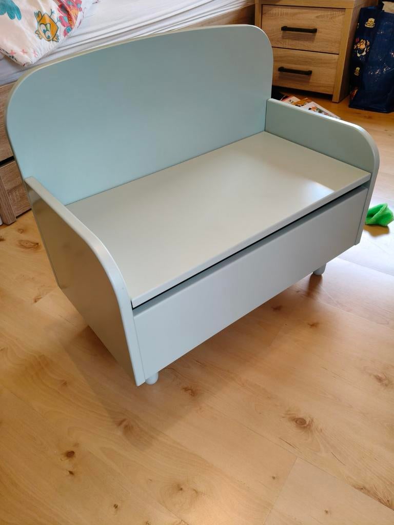 Kinderbankje met opbergvak, Ophalen