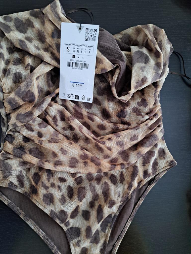 Lot 3 dameskleding voor meisjes maat S, Ophalen